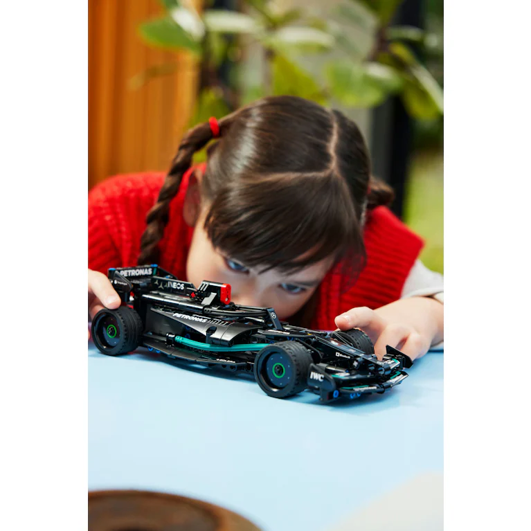 LEGO® Technic 42165 Mercedes-AMG F1 W14 E performance pull-back