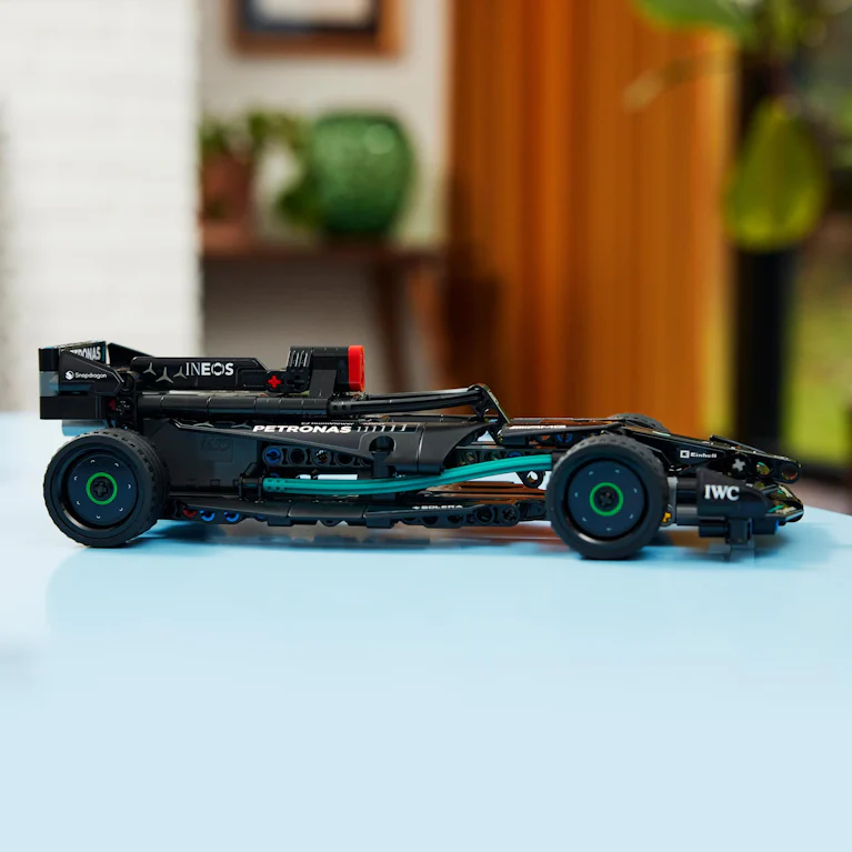 LEGO® Technic 42165 Mercedes-AMG F1 W14 E performance pull-back