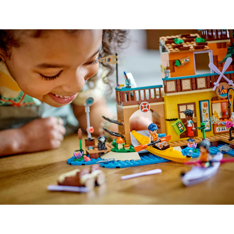 LEGO® Friends 42626 Avonturenkamp watersporten