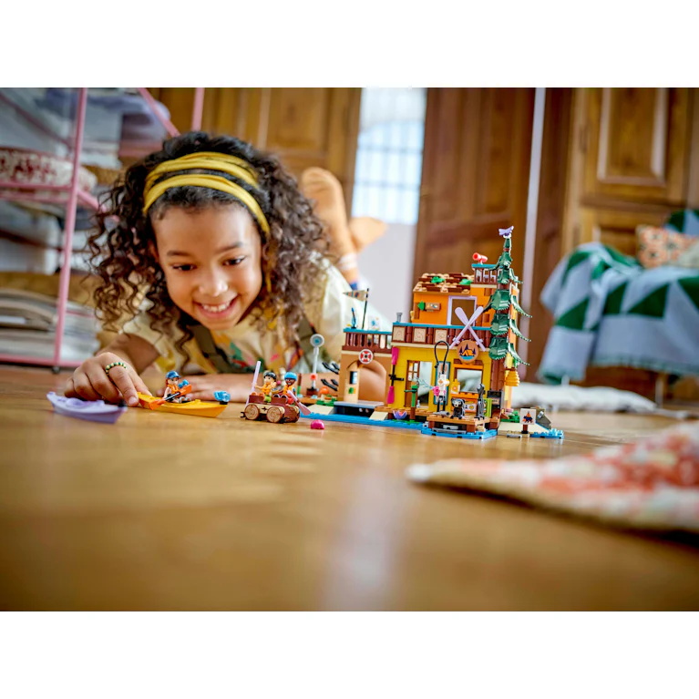 LEGO® Friends 42626 Avonturenkamp watersporten
