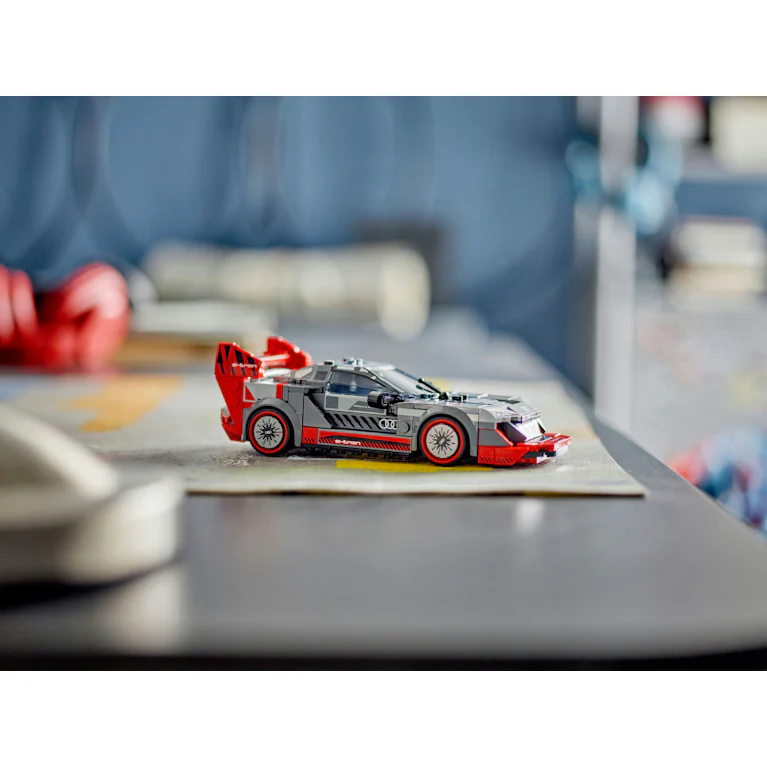 LEGO® Speed Champions 76921 Audi S1 e-tron quattro racewagen