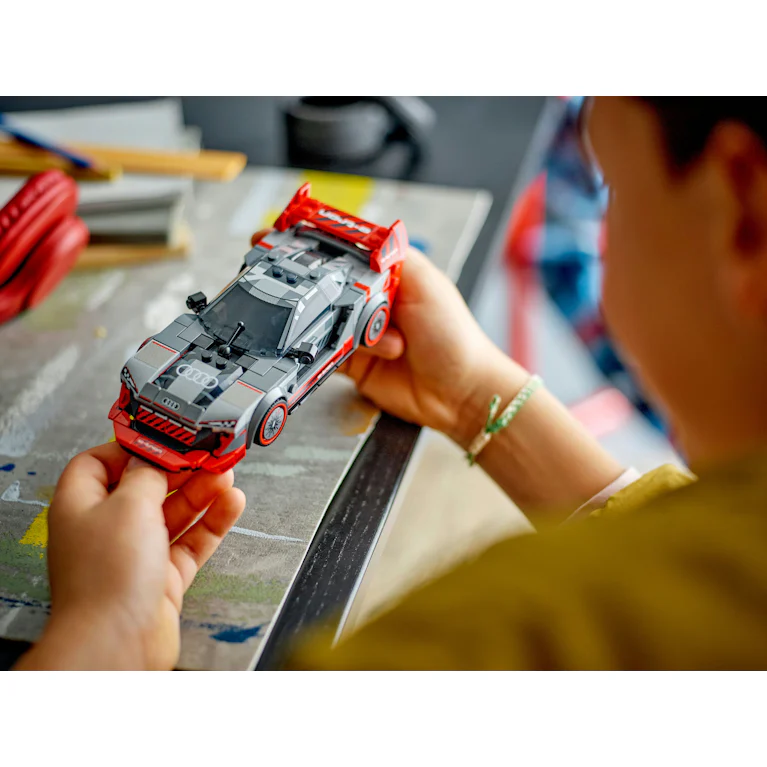 LEGO® Speed Champions 76921 Audi S1 e-tron quattro racewagen